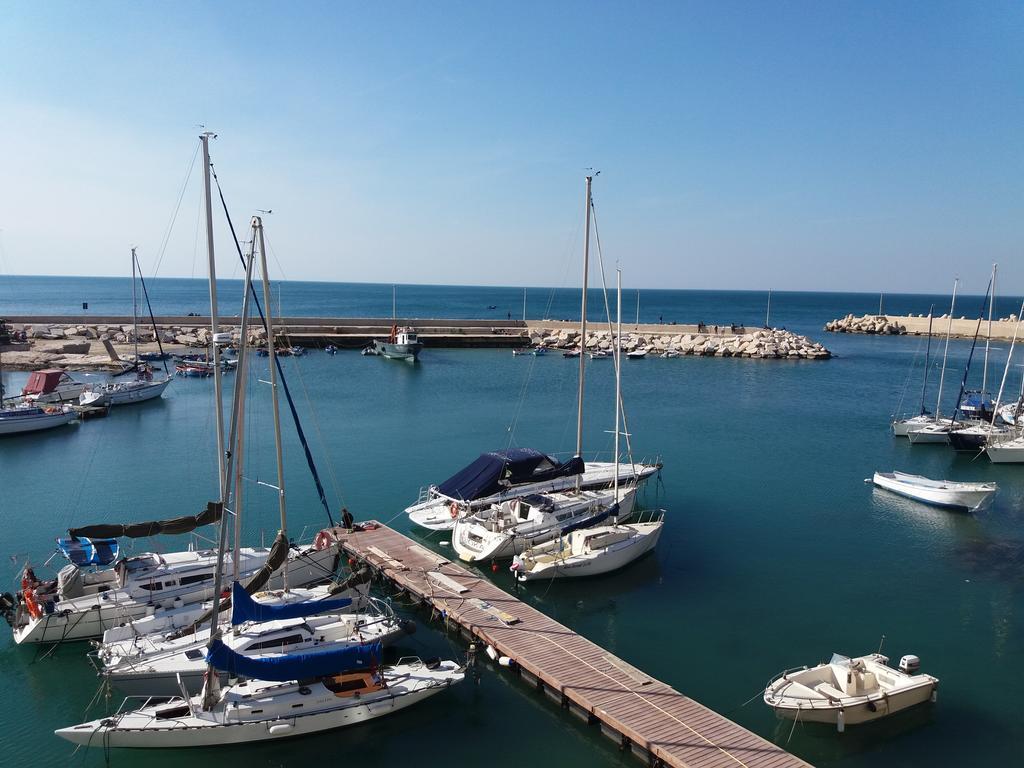 Il Da Vinci Casa Vacanze Giovinazzo Buitenkant foto